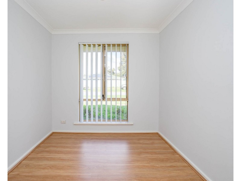 26 Cohuna Drive, Armadale WA 6112