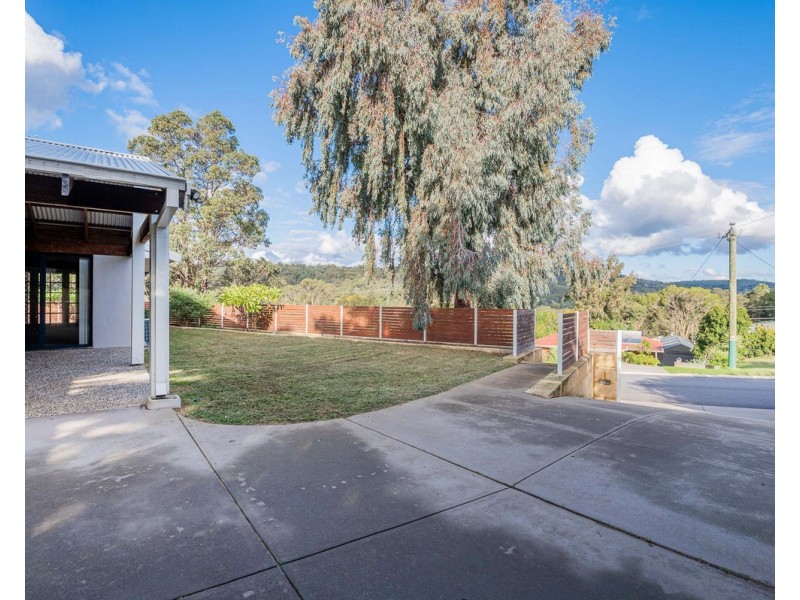 9 Coolabah Drive, Mount Nasura WA 6112