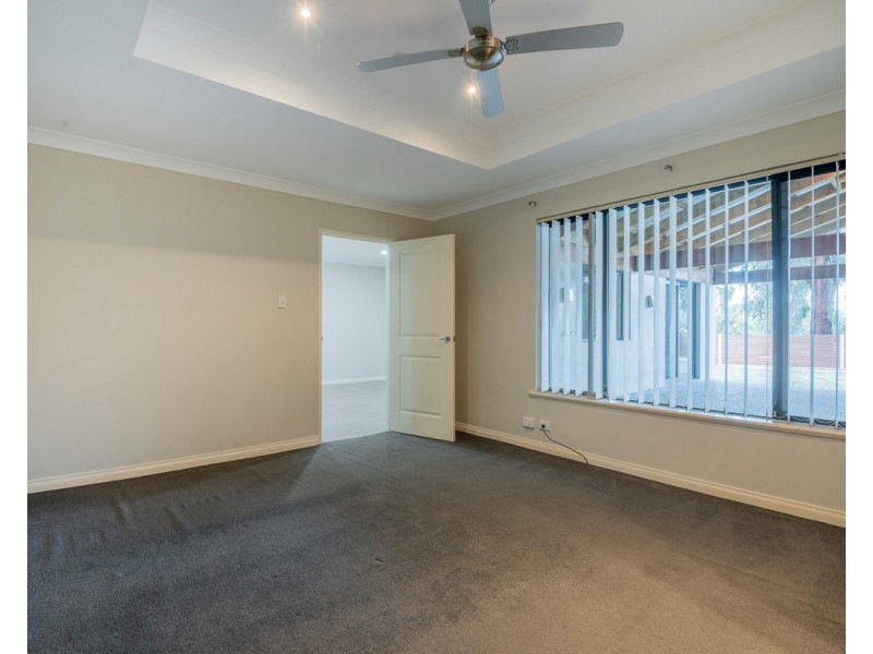 9 Coolabah Drive, Mount Nasura WA 6112