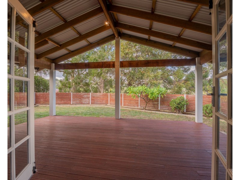 9 Coolabah Drive, Mount Nasura WA 6112