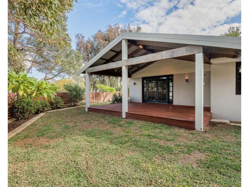 9 Coolabah Drive, Mount Nasura WA 6112