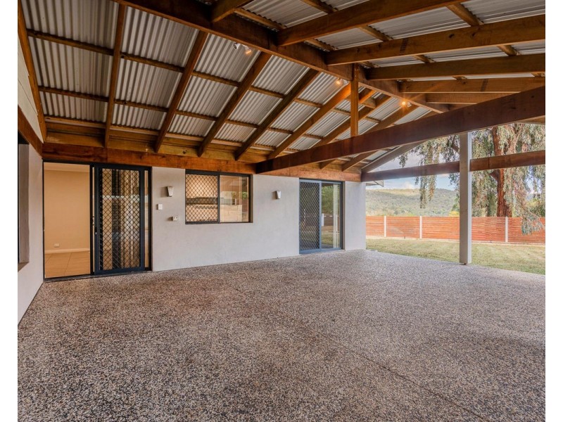 9 Coolabah Drive, Mount Nasura WA 6112