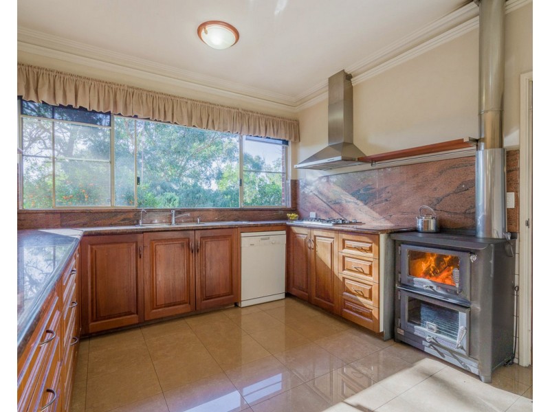 12 Westview Close, Mount Nasura WA 6112