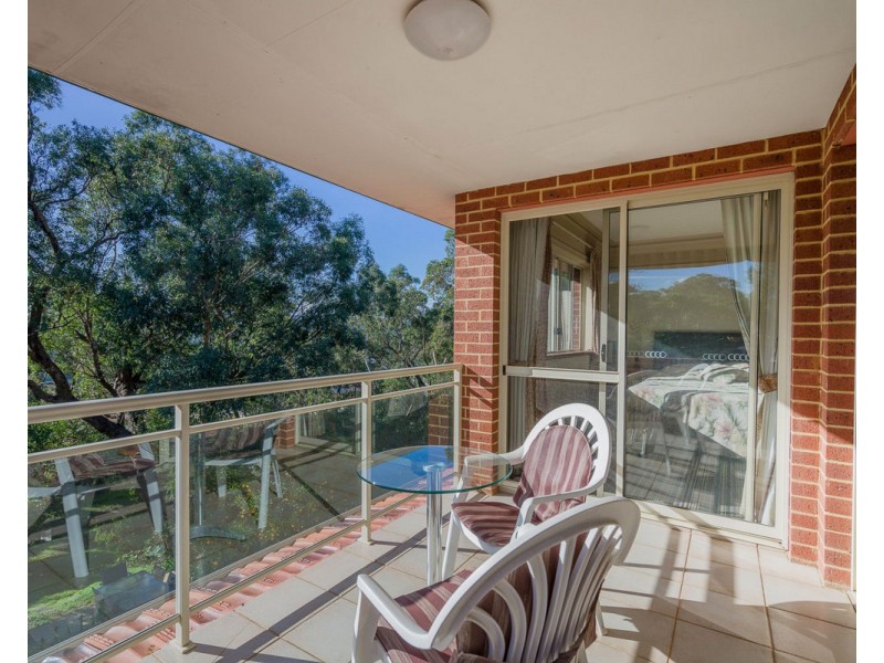 12 Westview Close, Mount Nasura WA 6112