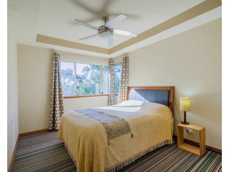 12 Westview Close, Mount Nasura WA 6112