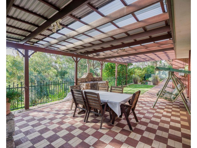 12 Westview Close, Mount Nasura WA 6112