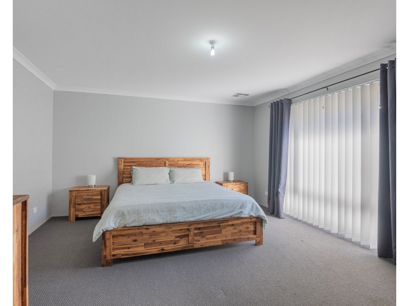 41 Lomond Way, Seville Grove WA 6112