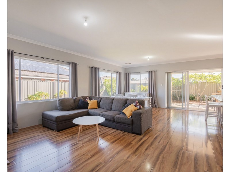 41 Lomond Way, Seville Grove WA 6112