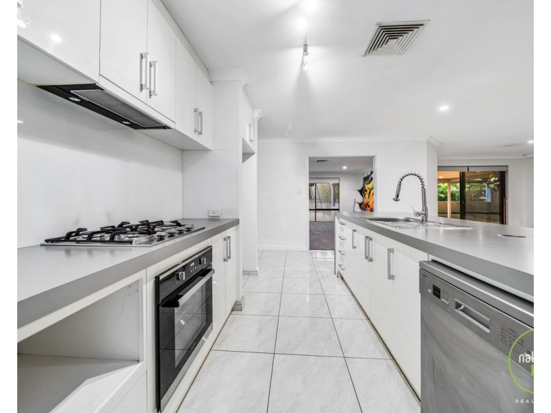 29 Buvelot Turn, Southern River WA 6110