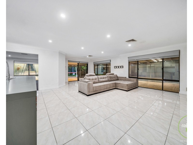 29 Buvelot Turn, Southern River WA 6110