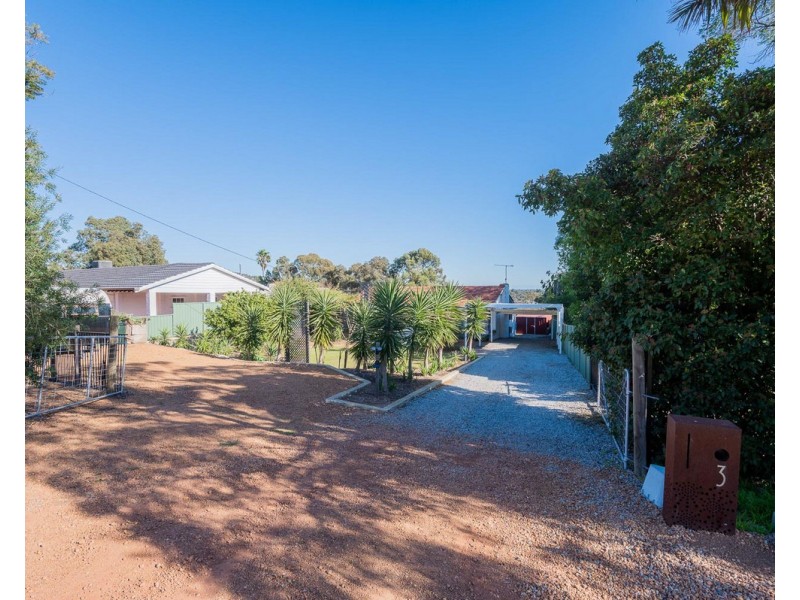 3 Brook Place, Kelmscott WA 6111