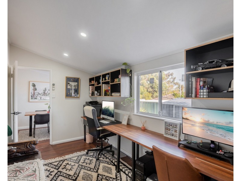 3 Brook Place, Kelmscott WA 6111