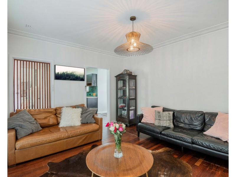 3 Brook Place, Kelmscott WA 6111