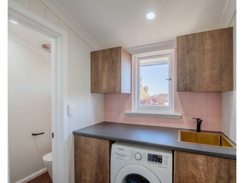 3 Brook Place, Kelmscott WA 6111