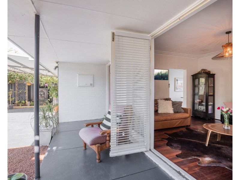 3 Brook Place, Kelmscott WA 6111