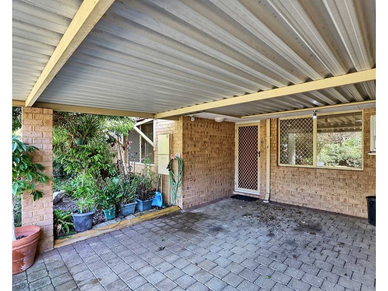 11/4 Page Road, Kelmscott WA 6111