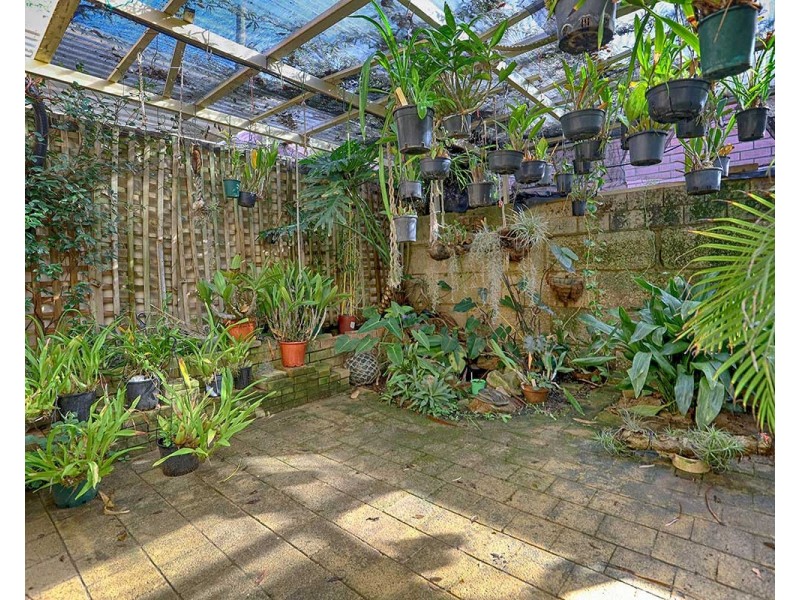 11/4 Page Road, Kelmscott WA 6111