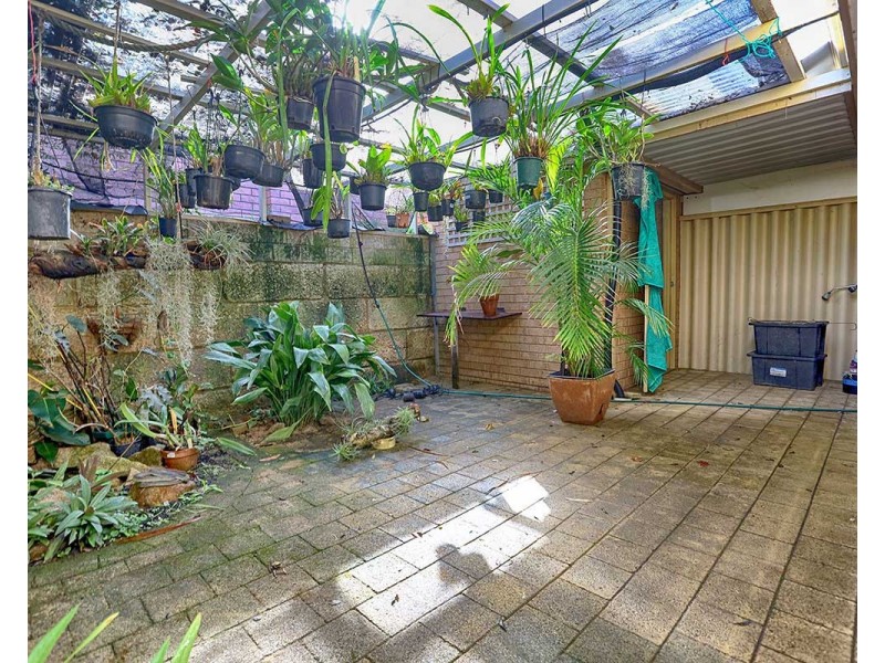 11/4 Page Road, Kelmscott WA 6111