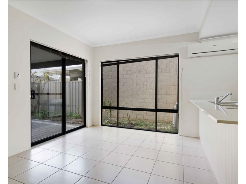 103B Amherst Road, Canning Vale WA 6155