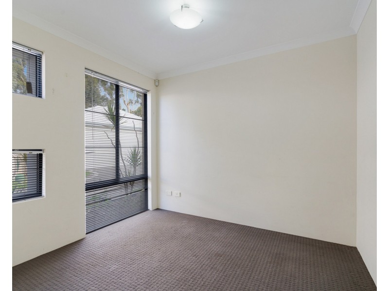 103B Amherst Road, Canning Vale WA 6155