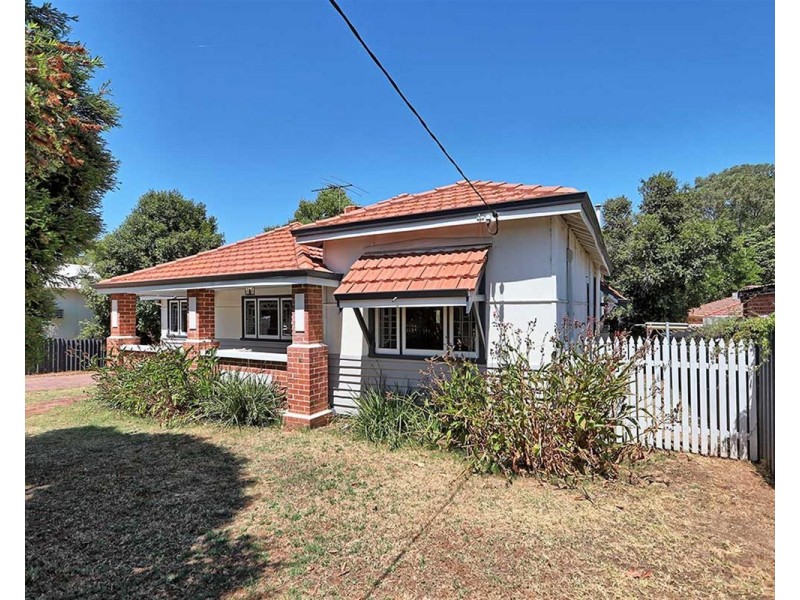 23 Chatham Road, Woodbridge WA 6056