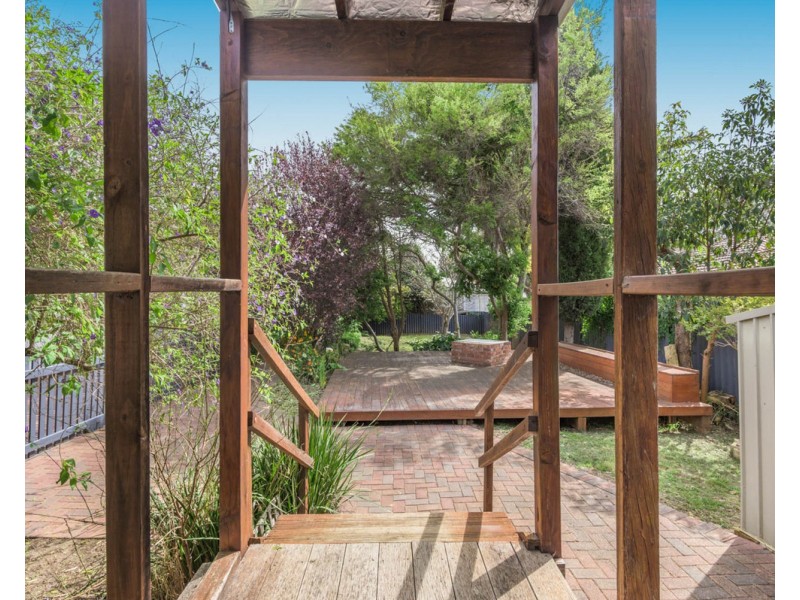 23 Chatham Road, Woodbridge WA 6056