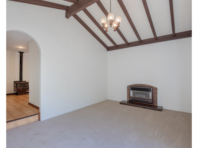 71 Westborne Road, Roleystone WA 6111