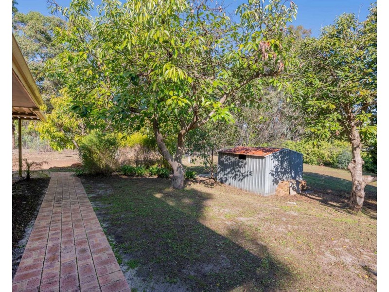 71 Westborne Road, Roleystone WA 6111