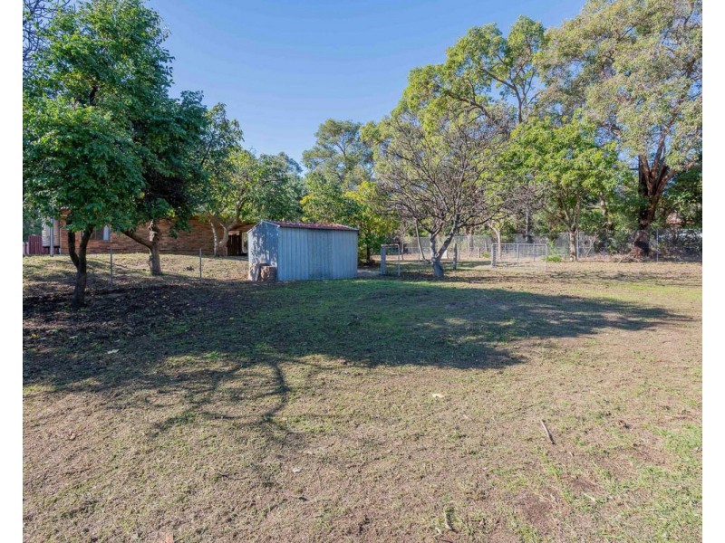 71 Westborne Road, Roleystone WA 6111