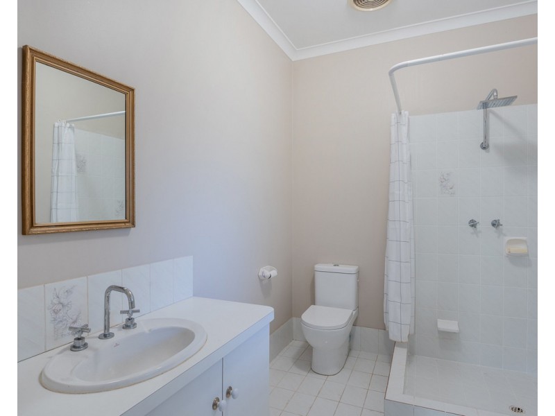 52 Stevens Road, Bedfordale WA 6112