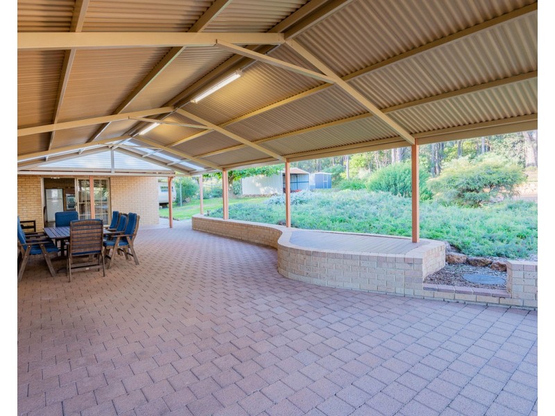 52 Stevens Road, Bedfordale WA 6112