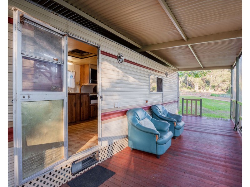 52 Stevens Road, Bedfordale WA 6112