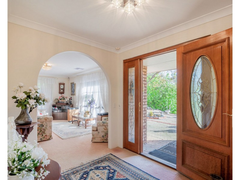 37 Urch Road, Roleystone WA 6111