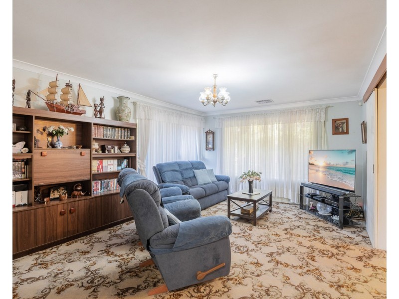 37 Urch Road, Roleystone WA 6111