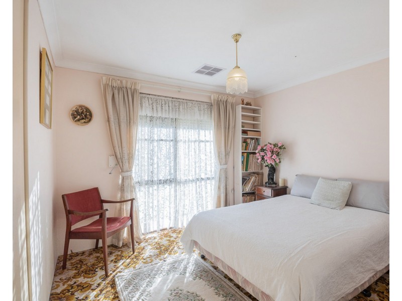 37 Urch Road, Roleystone WA 6111