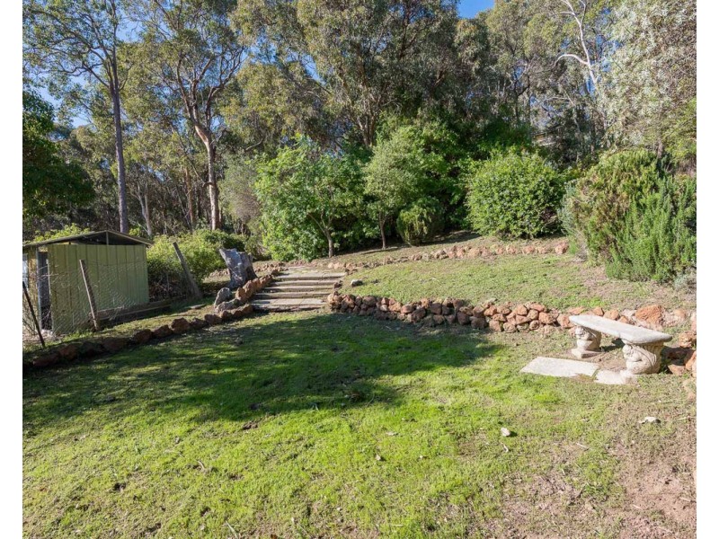 37 Urch Road, Roleystone WA 6111