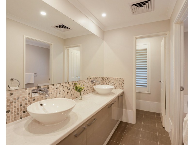 22 Benbecula Circle, Bedfordale WA 6112