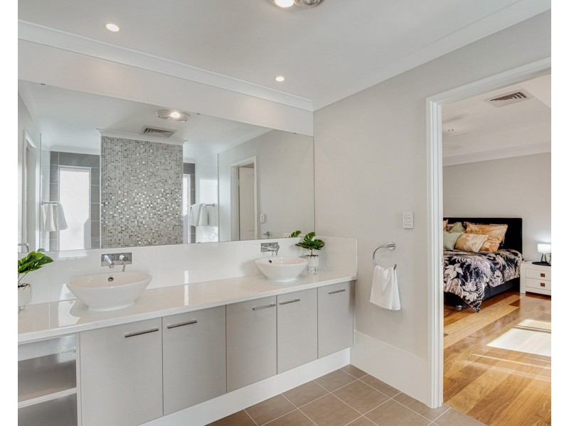 22 Benbecula Circle, Bedfordale WA 6112