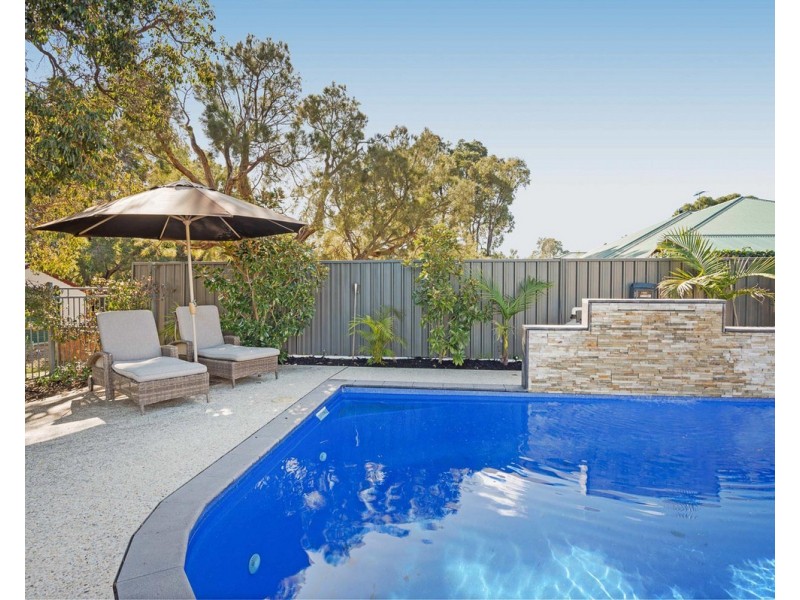 22 Benbecula Circle, Bedfordale WA 6112