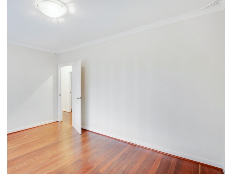 9 Mahara Road, Kelmscott WA 6111