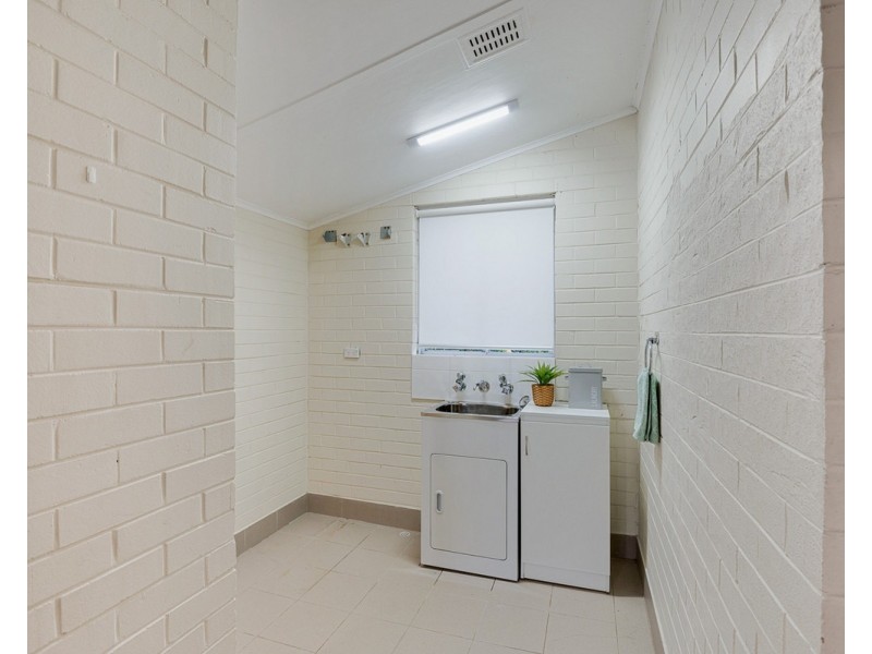 9 Mahara Road, Kelmscott WA 6111