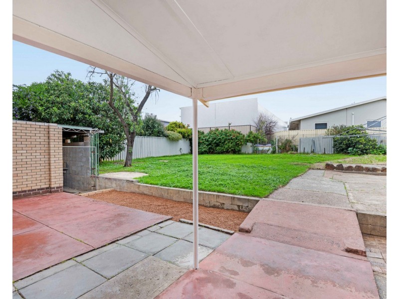 9 Mahara Road, Kelmscott WA 6111