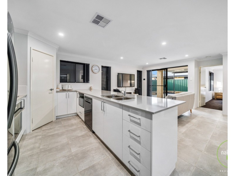 26 Redmond Road, Gosnells WA 6110