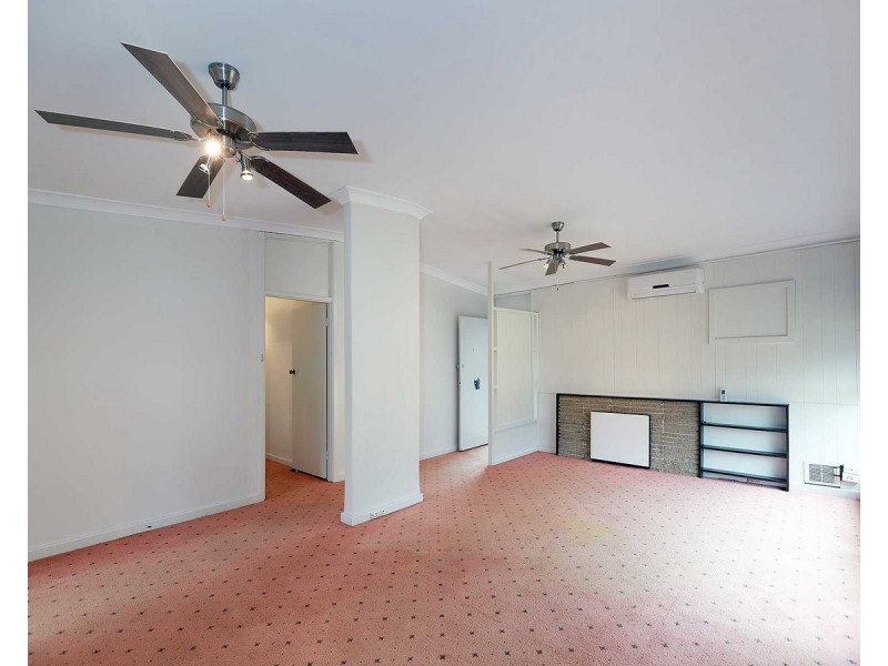 14 Swanley Street, Gosnells WA 6110