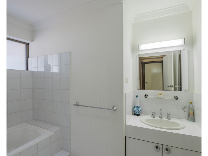 78 Carawatha Avenue, Mount Nasura WA 6112