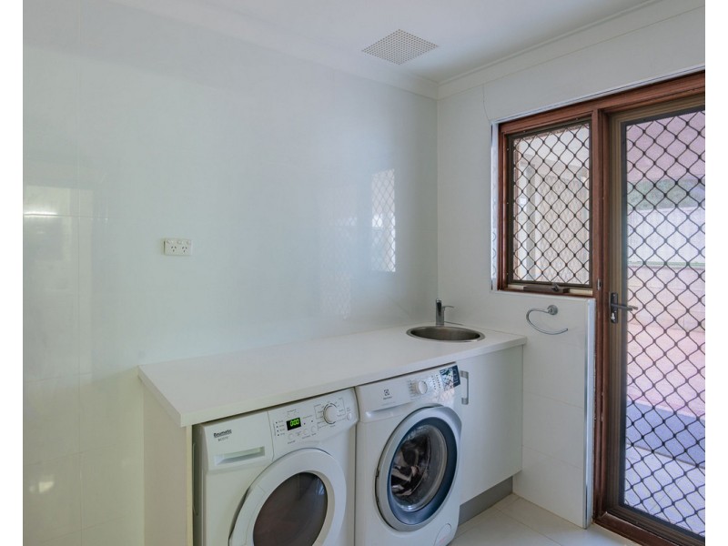 78 Carawatha Avenue, Mount Nasura WA 6112