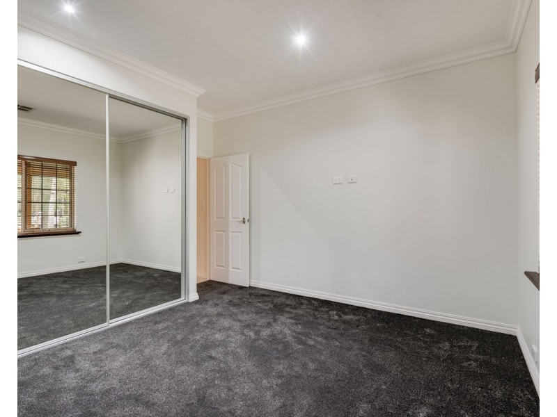 35 Dumas Drive, Bedfordale WA 6112