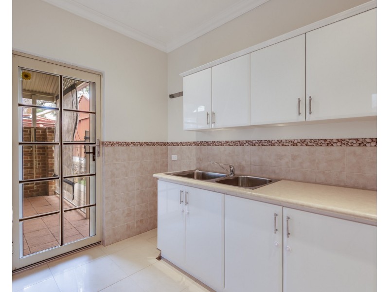 35 Dumas Drive, Bedfordale WA 6112