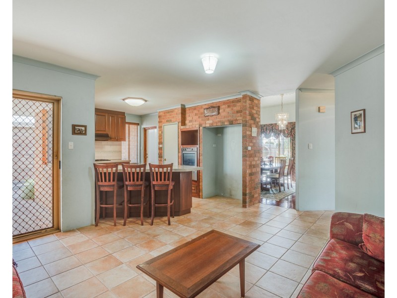 13 Wickling Drive, Beckenham WA 6107