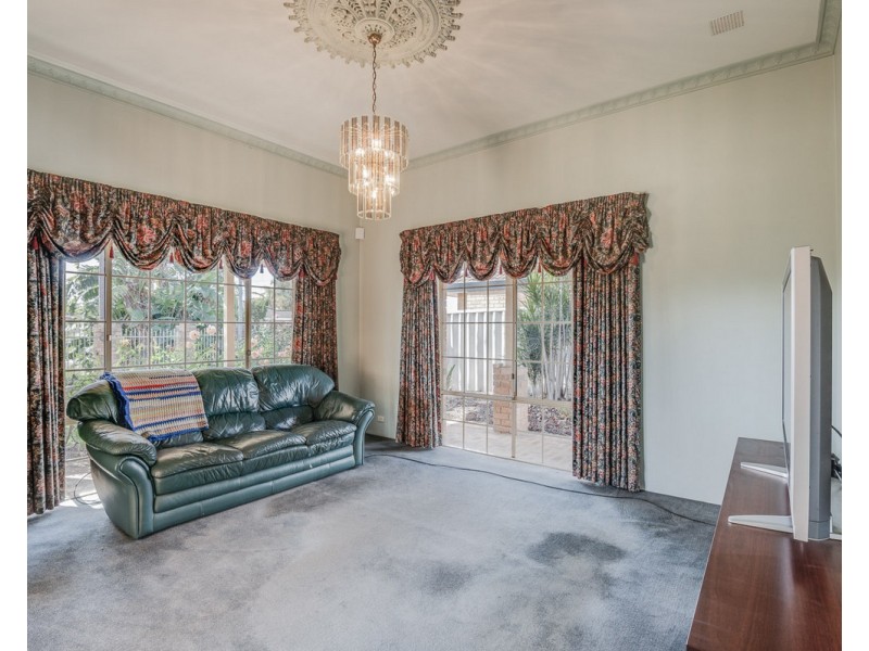 13 Wickling Drive, Beckenham WA 6107